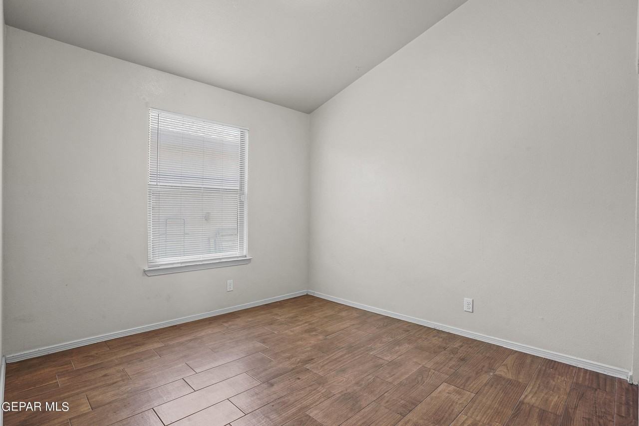 13028 Alfredo Apodaca - Photo 5 of 27