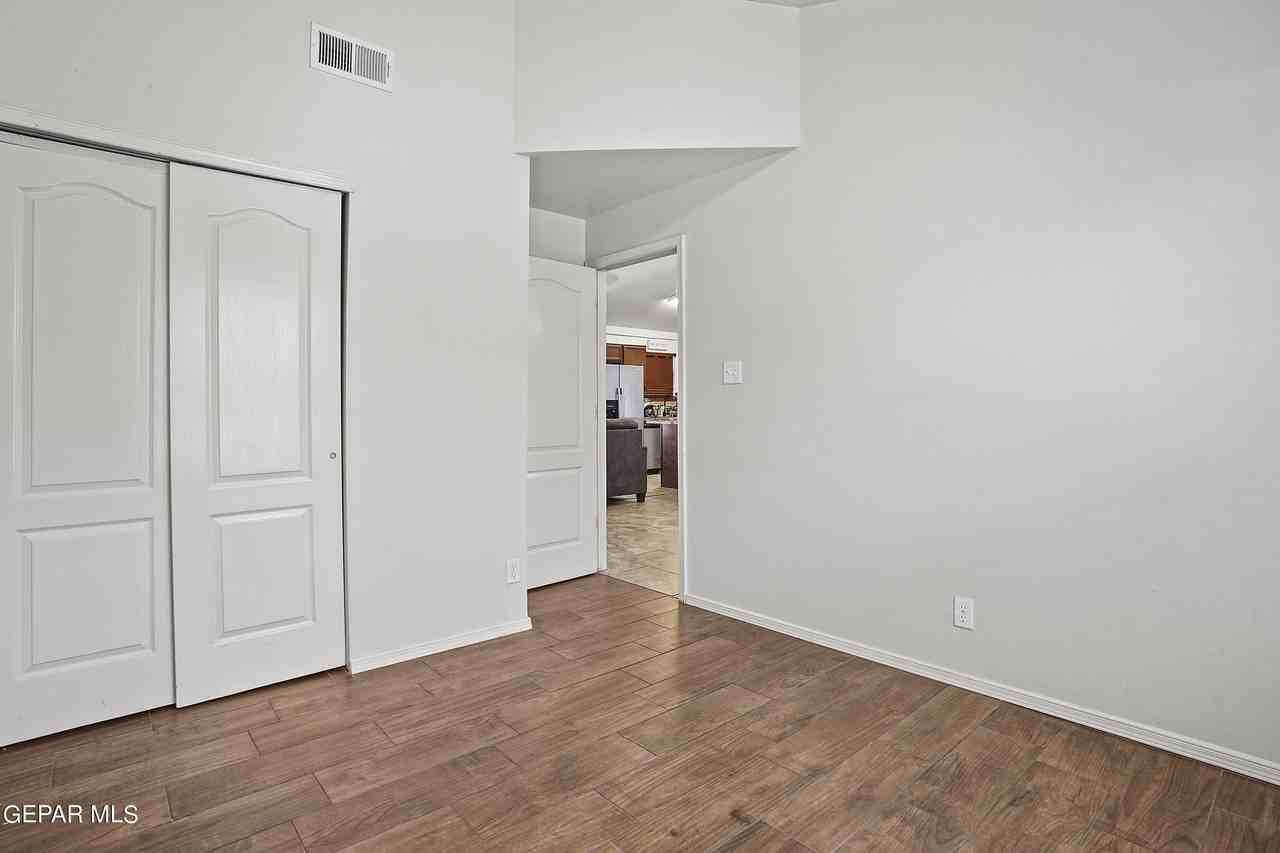 13028 Alfredo Apodaca - Photo 6 of 27