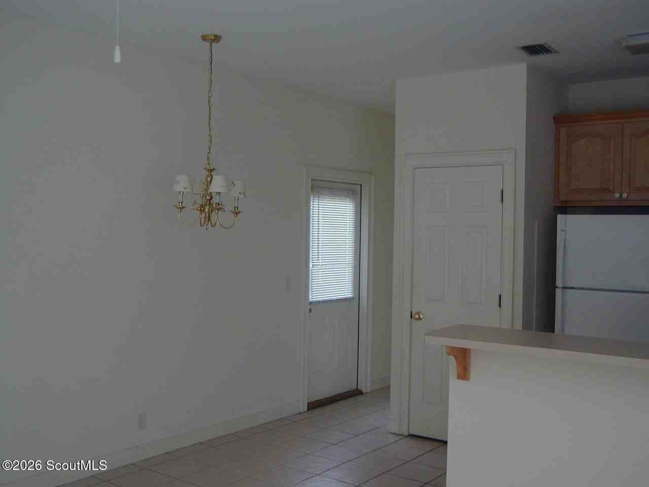 413 Atlantic Dr - Photo 7 of 22