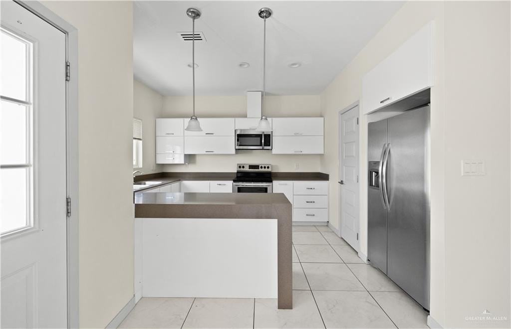 2312 Harmony Ln #D - Photo 6 of 15