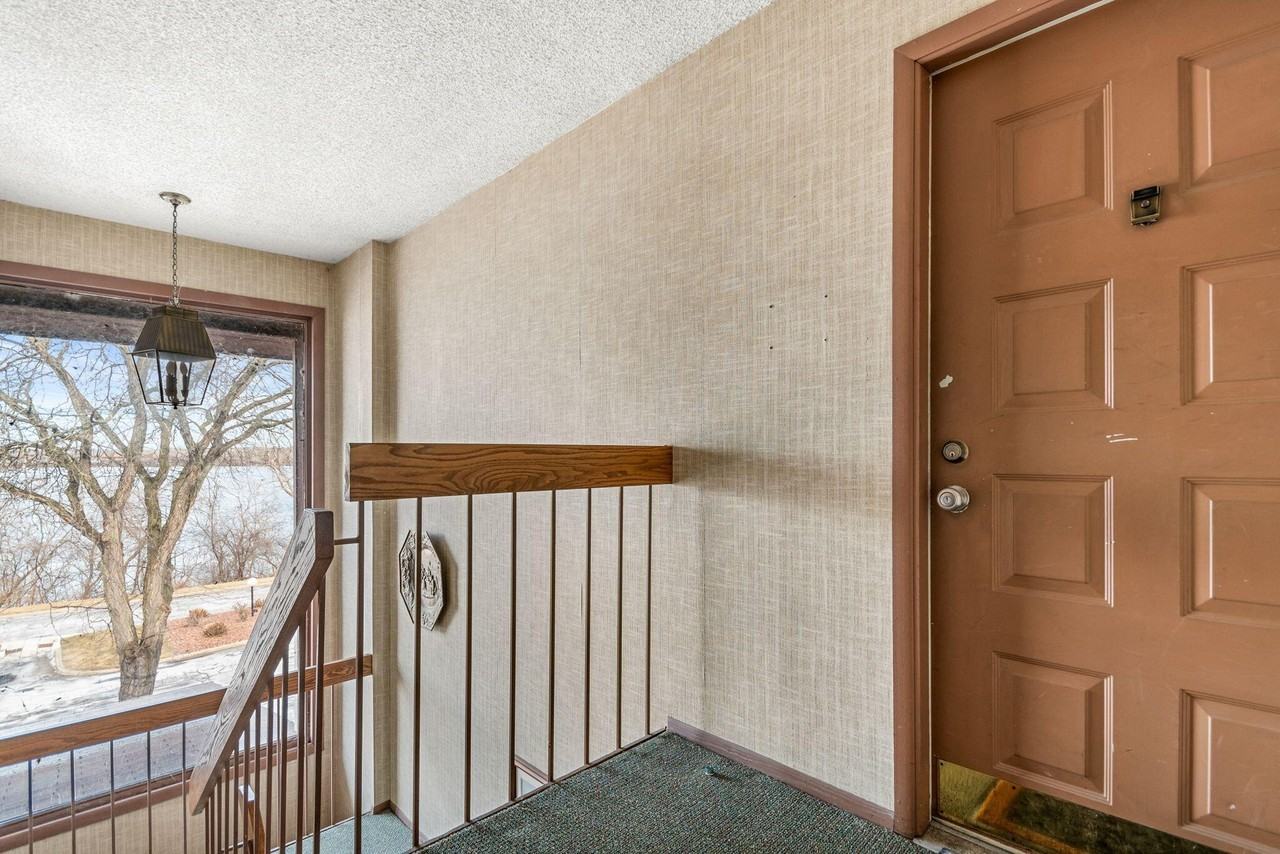 730 Cliffs Dr #303A - Photo 5 of 26