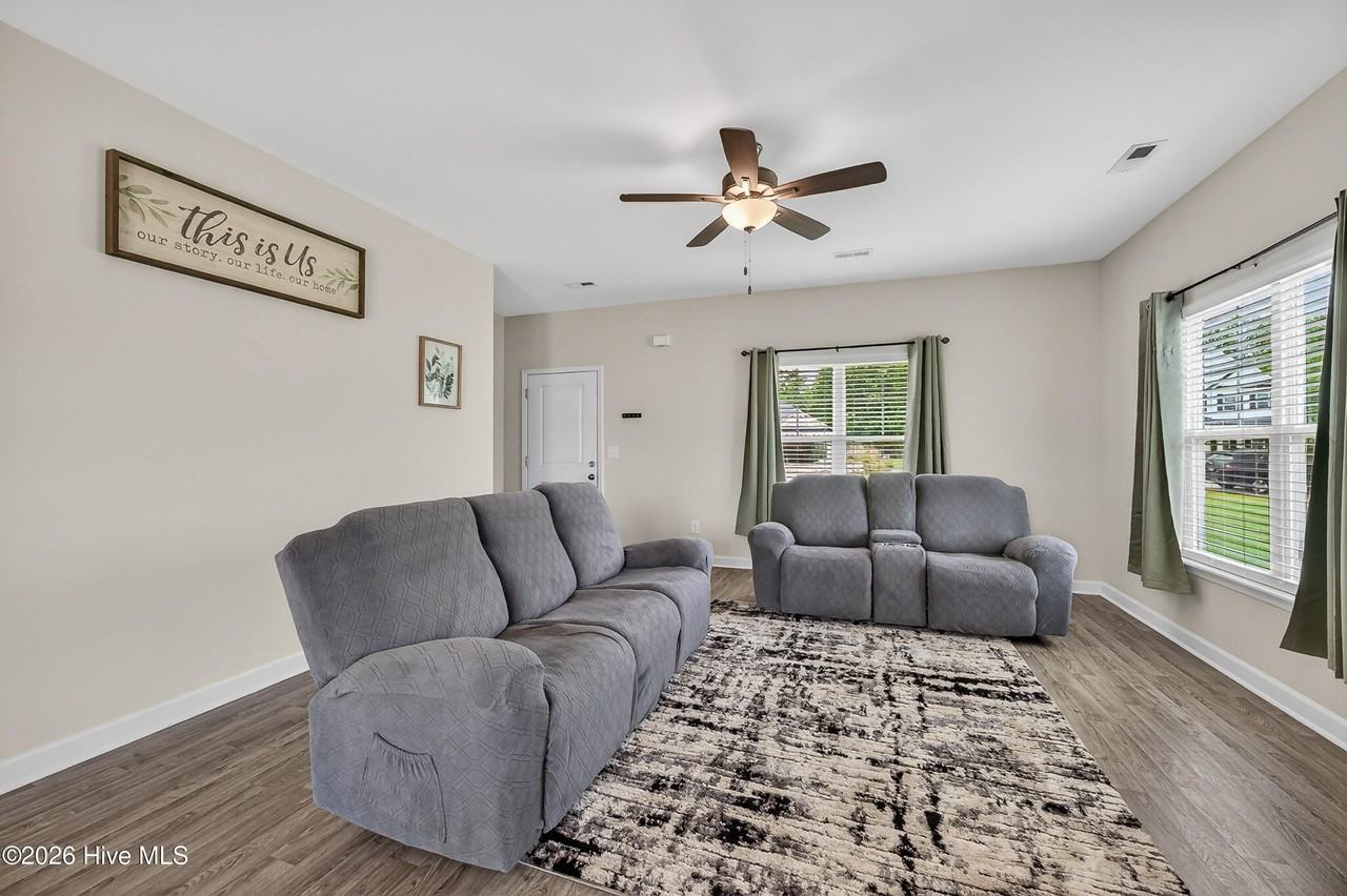312 Cotton Hill Pl - Photo 7 of 35