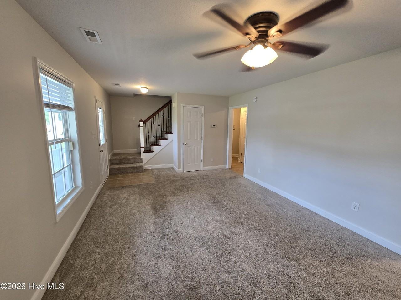 305 Cabin Cir - Photo 3 of 25