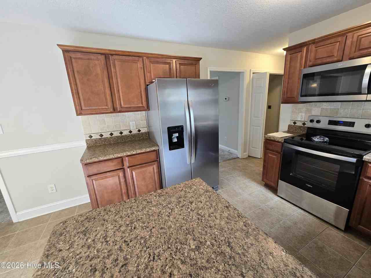305 Cabin Cir - Photo 6 of 25