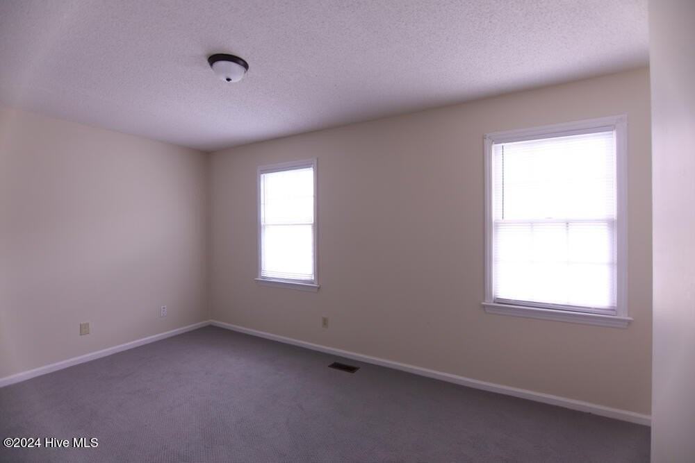 111 Concord Dr #C - Photo 7 of 10