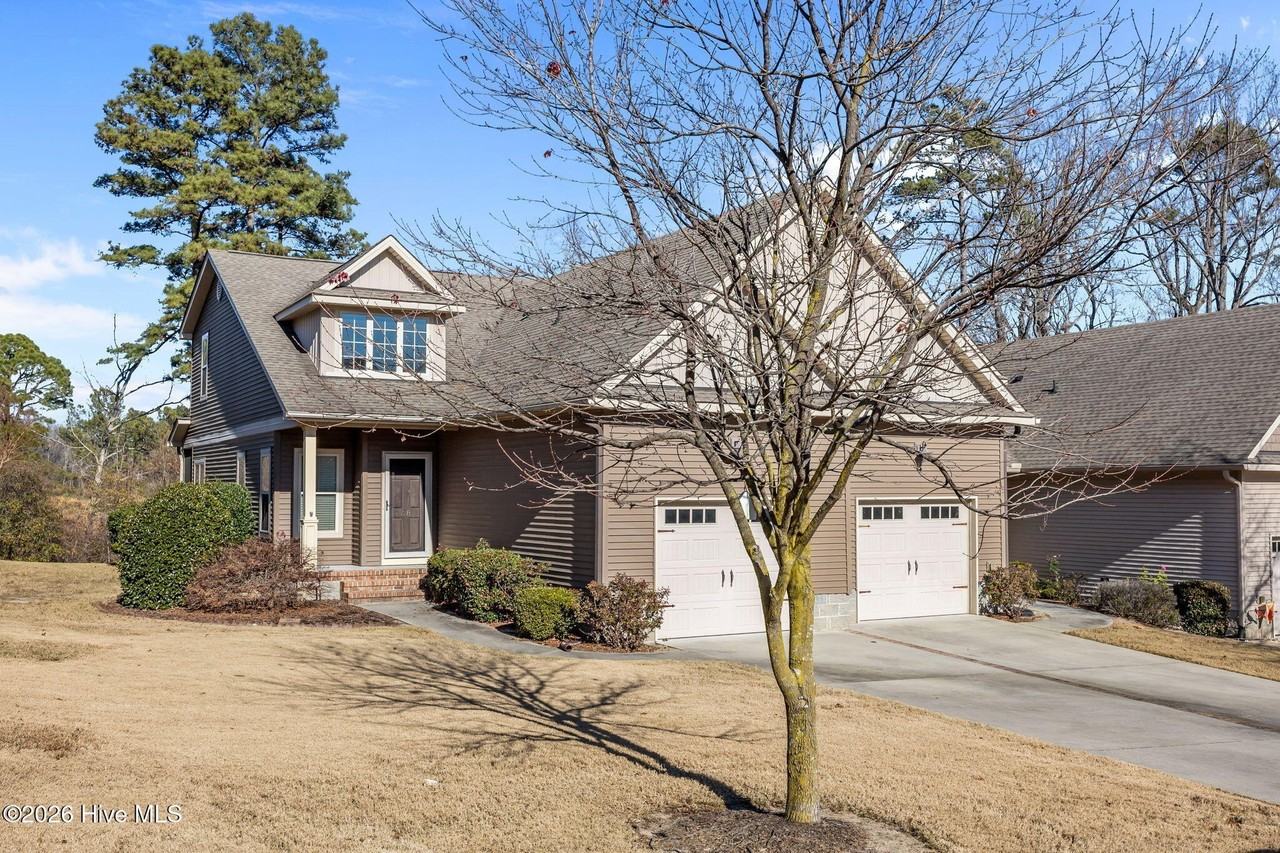 58 Cypress Cir - Photo 2 of 49