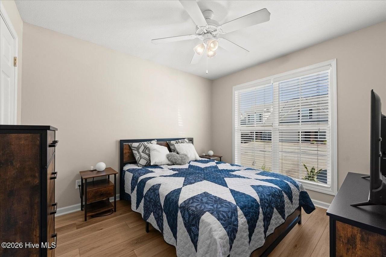 119 Grove Landing Ct - Photo 4 of 30