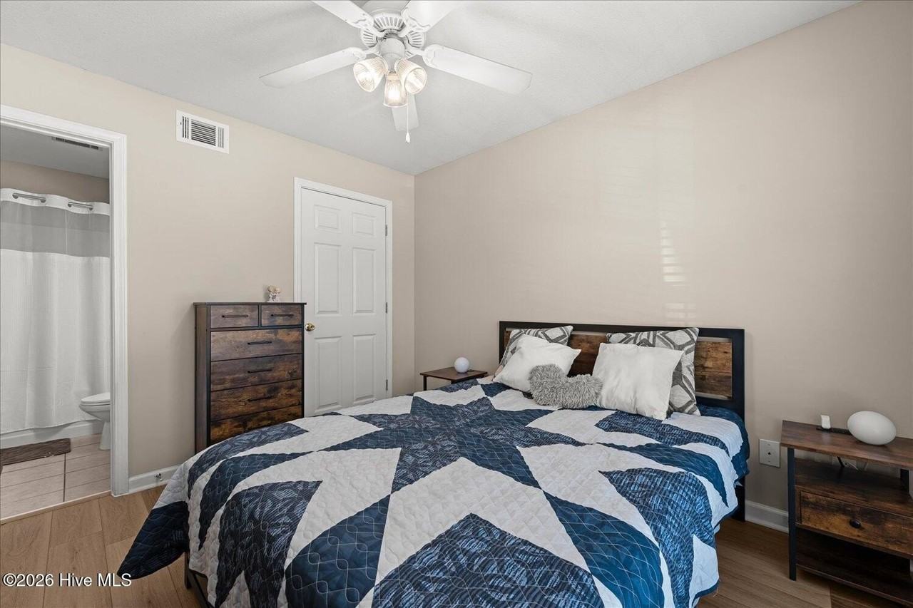 119 Grove Landing Ct - Photo 5 of 30