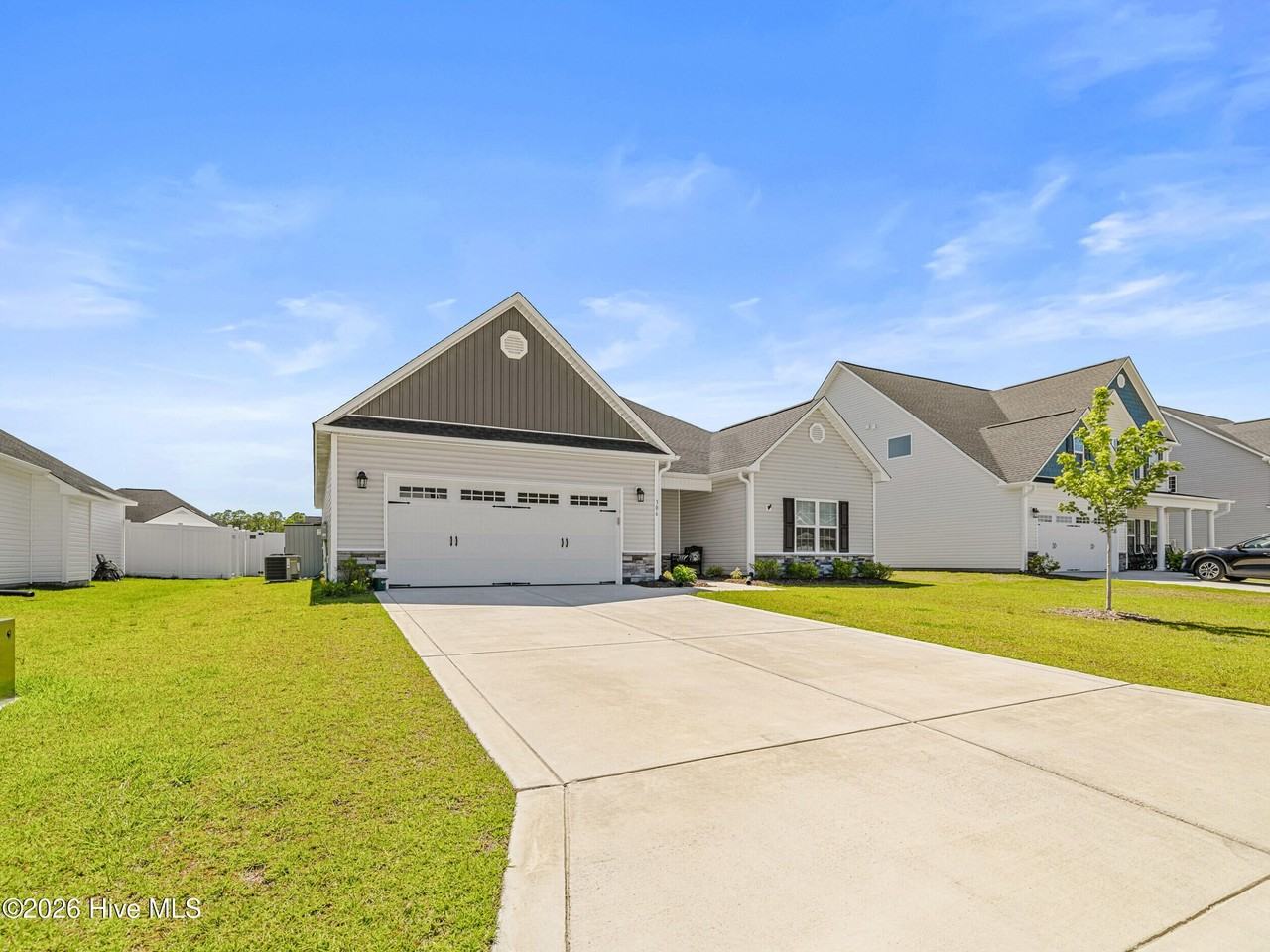 306 Windmill Light Way - Photo 4 of 47