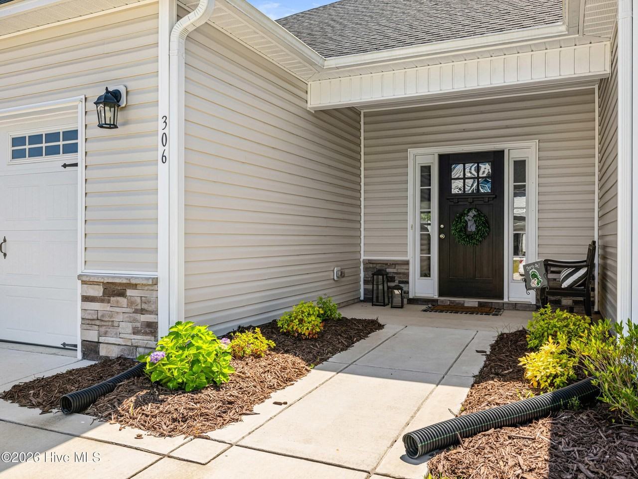 306 Windmill Light Way - Photo 7 of 47