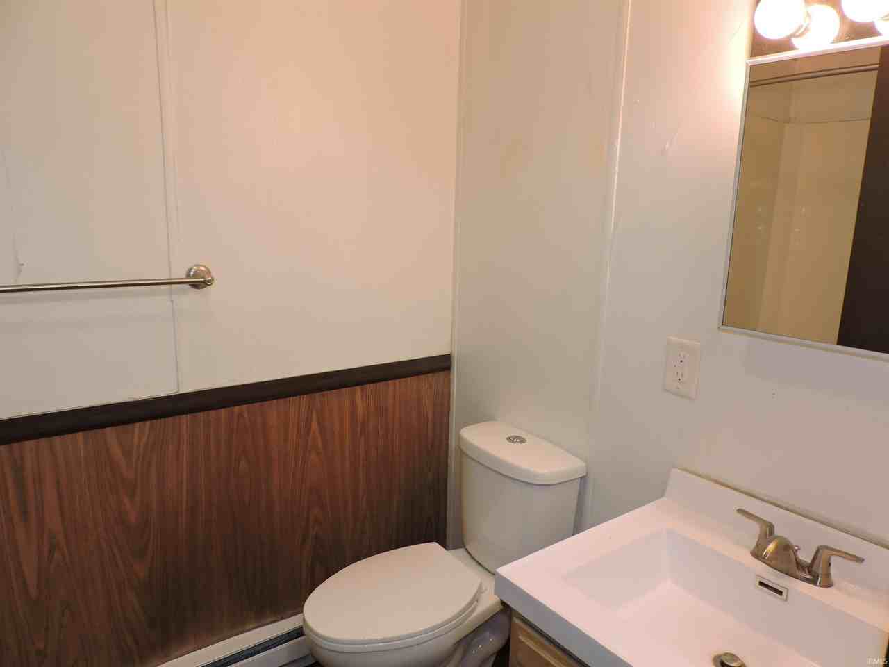 125 W Orange St #F - Photo 6 of 8