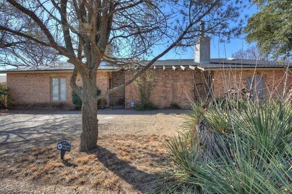 3209 74th St #A - Photo 2 of 19