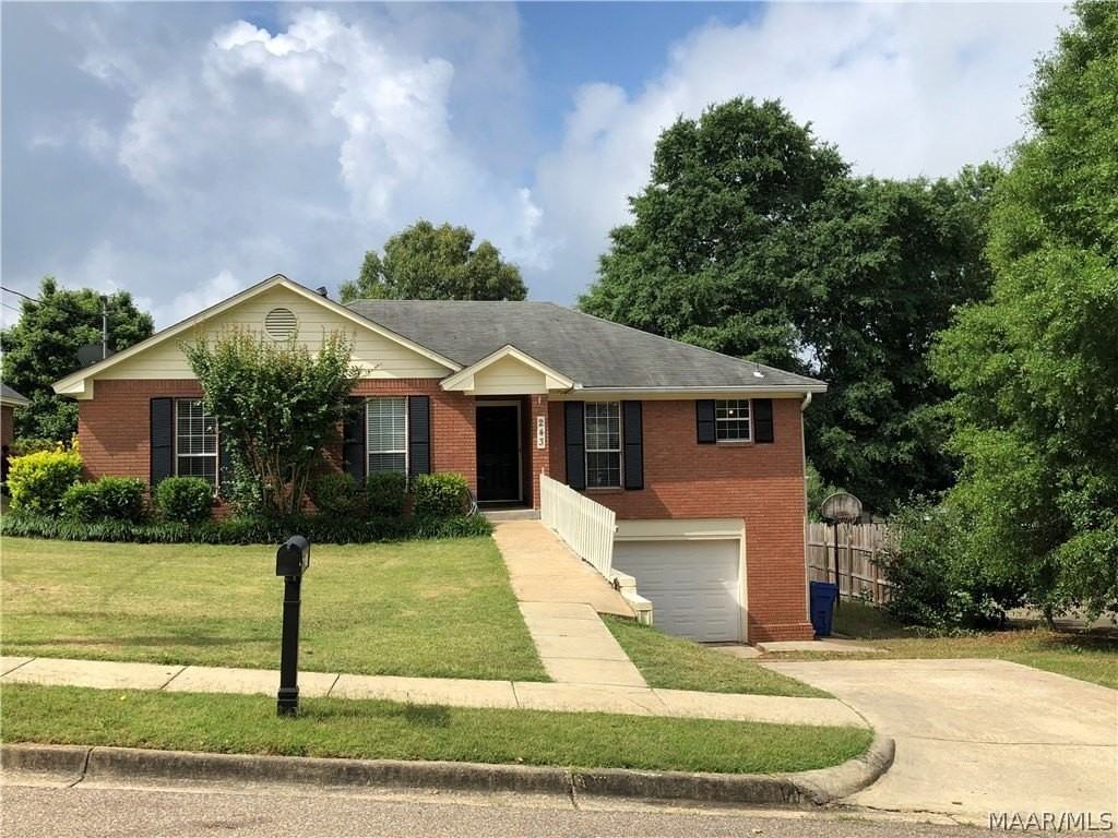 243 Primrose Dr - Photo 2 of 19