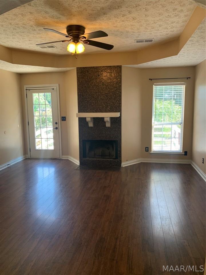 243 Primrose Dr - Photo 7 of 19