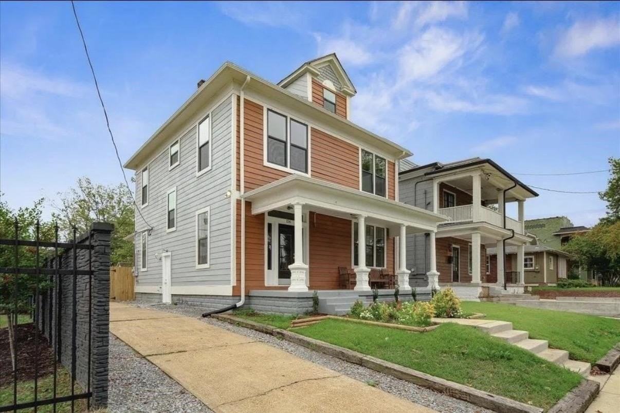 156 N Tucker St - Photo 2 of 10