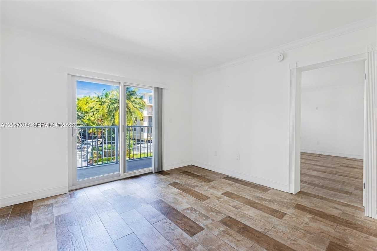 1674 Bay Rd #302 - Photo 4 of 15