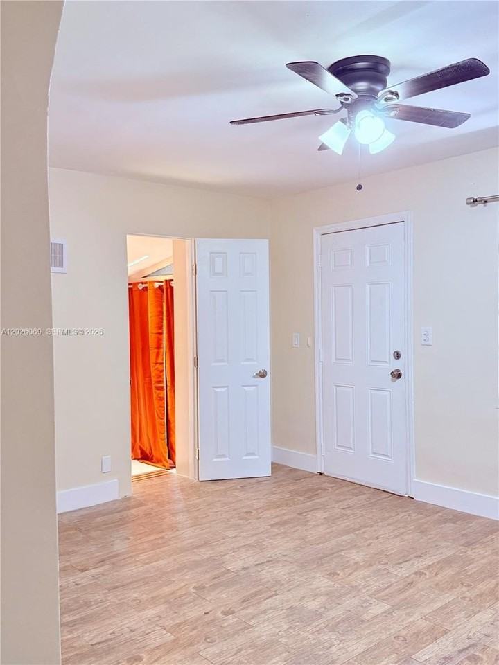 1251 Nw 29th Ter #1 - Photo 3 of 31