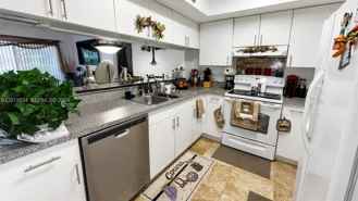 460 S Park Rd #109 - Photo 1 of 1