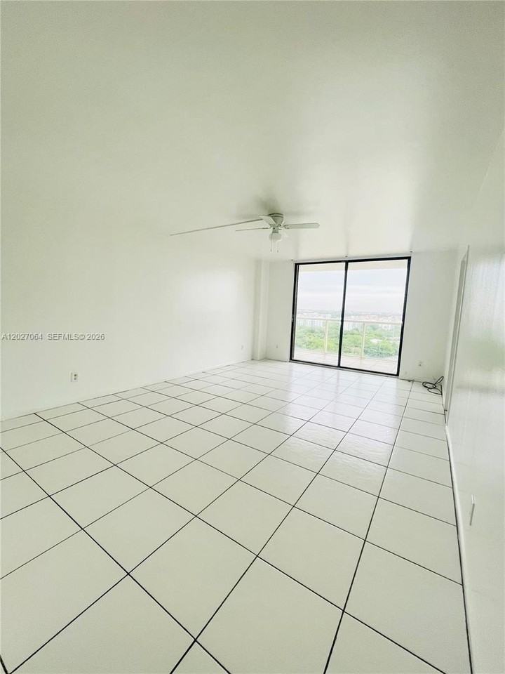 13499 Biscayne Blvd #1613 - Photo 3 of 11