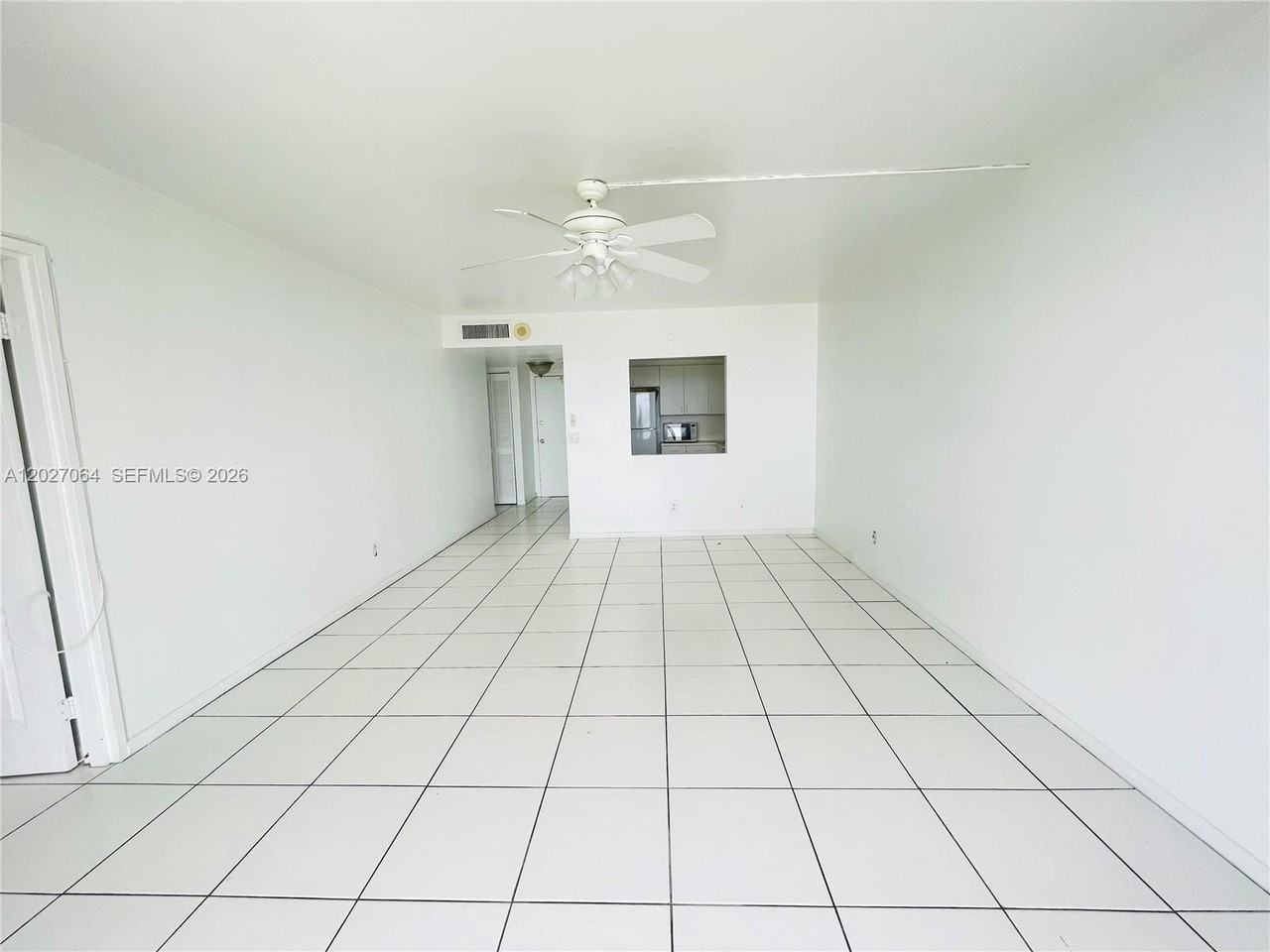 13499 Biscayne Blvd #1613 - Photo 5 of 11