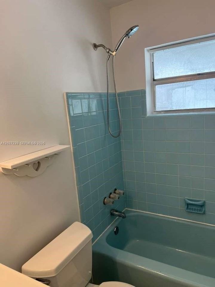 7809 Normandy St - Photo 7 of 27
