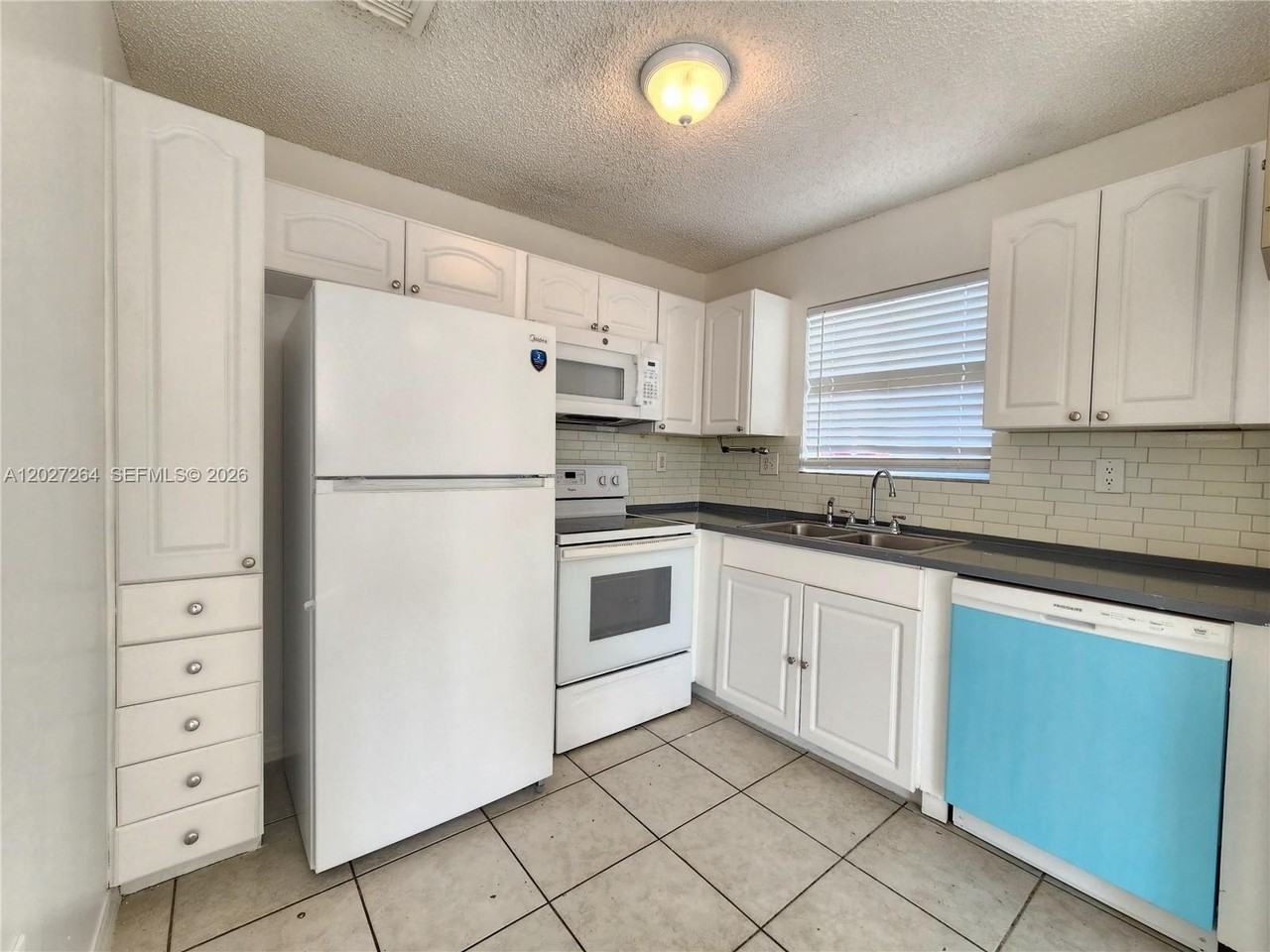 18772 Sw 100th Ave #18772 - Photo 5 of 27