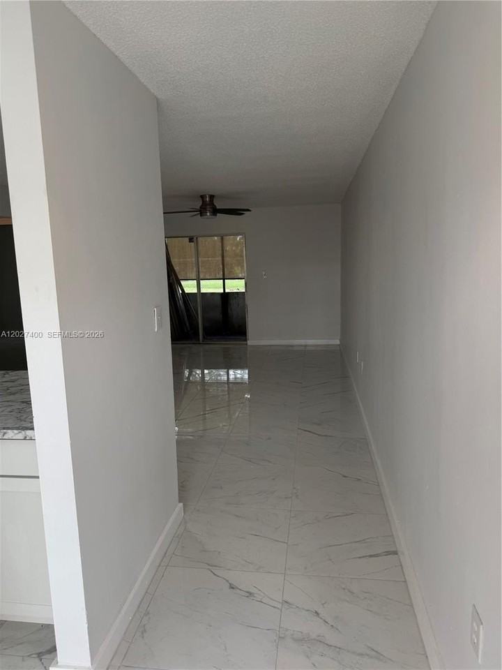 2272 Sw 81st Ave #2272 - Photo 3 of 13