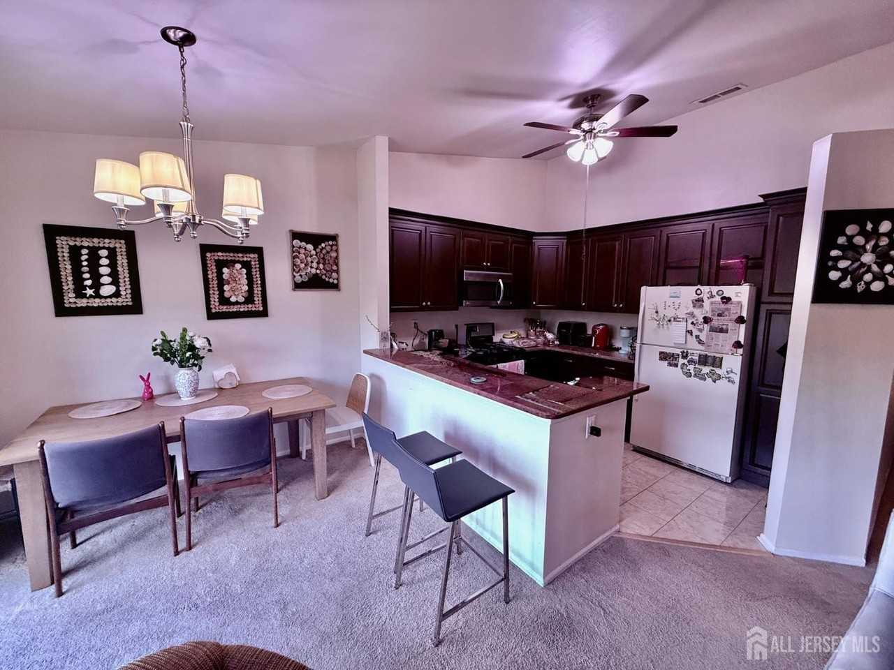 4313 Bayberry Ct - Photo 5 of 7