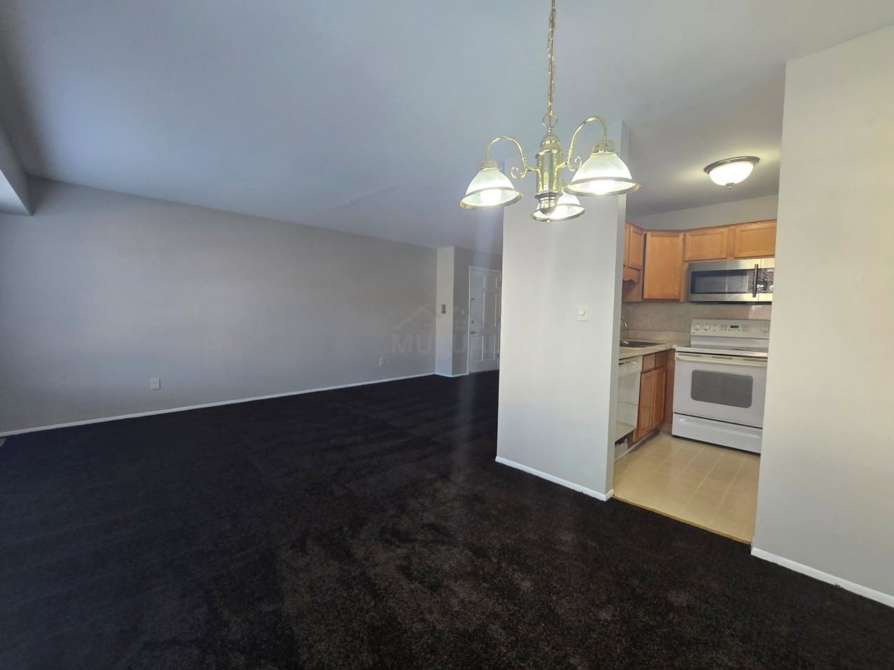 30276 Southfield Rd #215 - Photo 4 of 8
