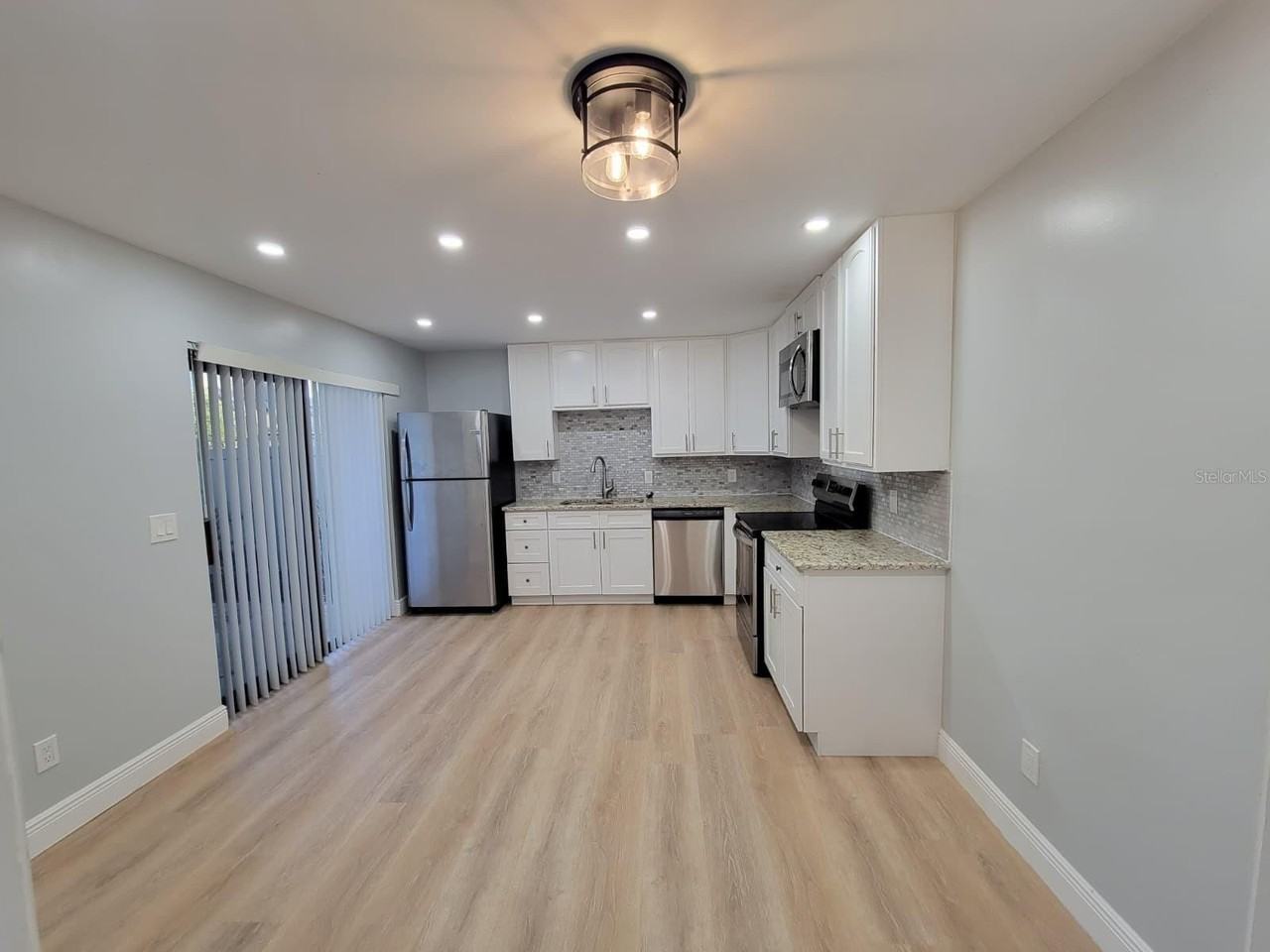 4093 Shannon Brown Dr - Photo 5 of 43