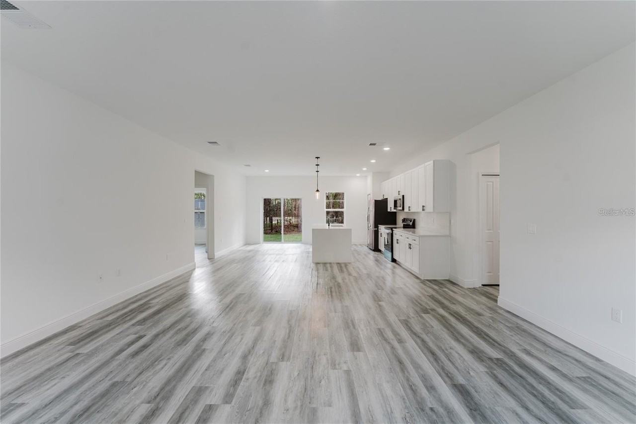 6732 Sw 132nd St - Photo 5 of 36