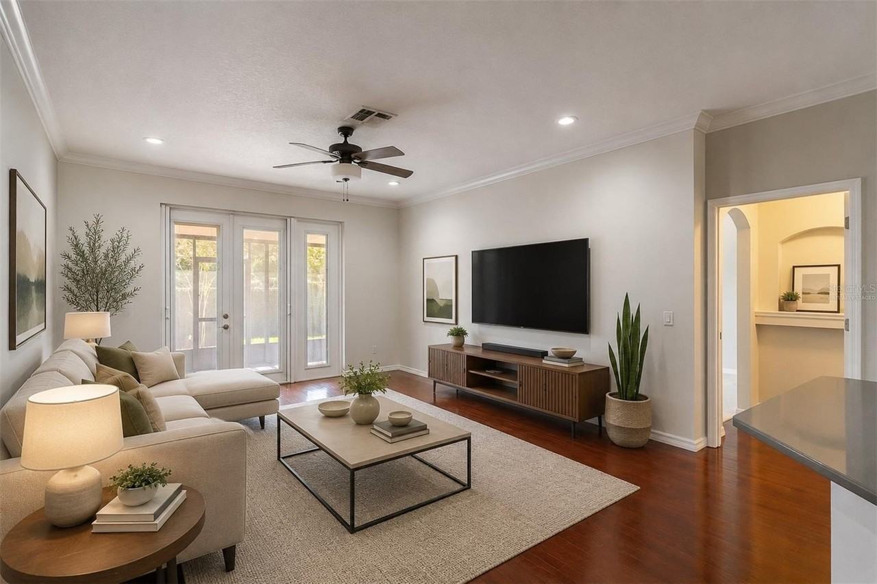 2697 Queen Mary Pl - Photo 2 of 39