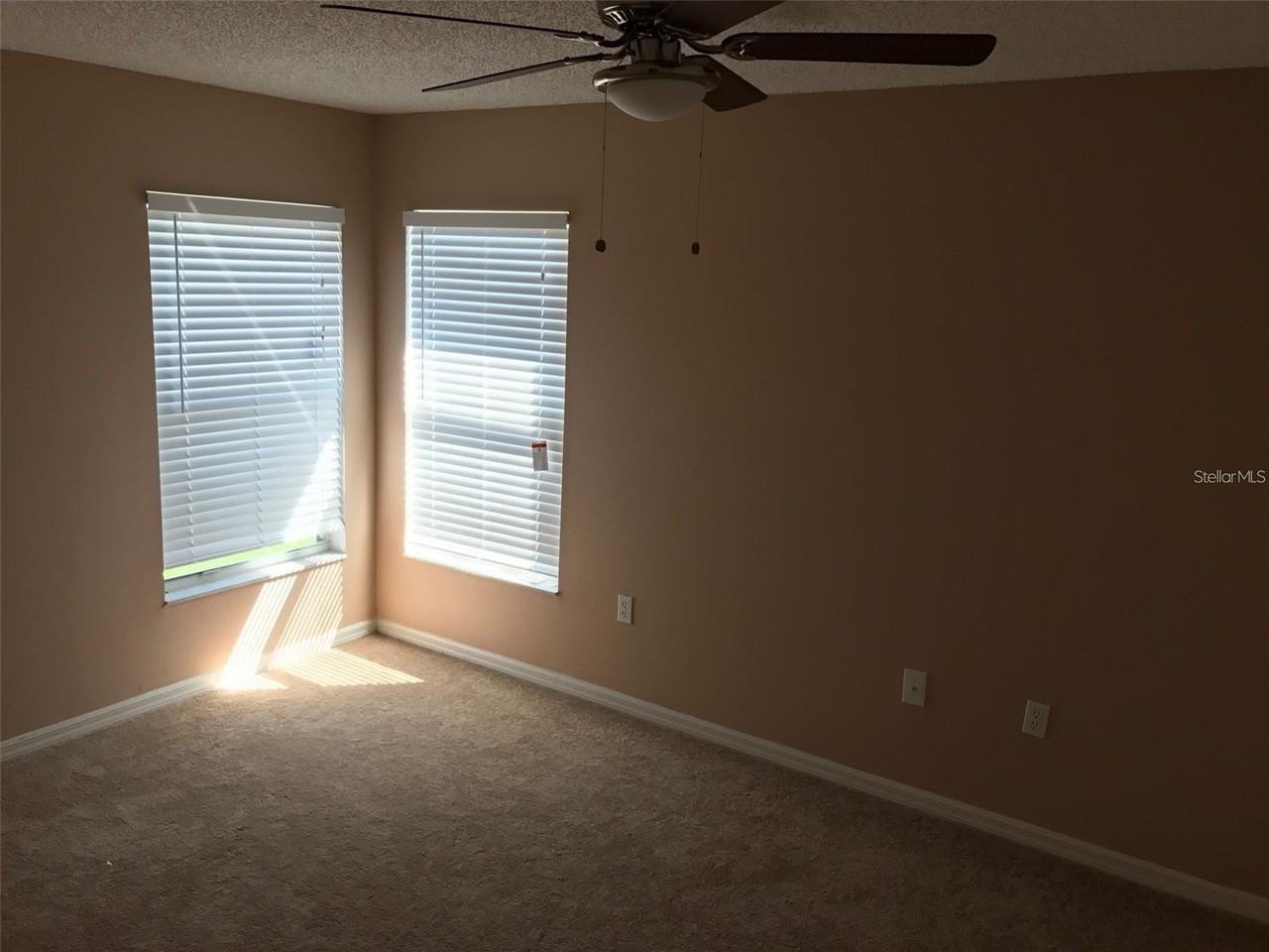 251 Heronwood Cir - Photo 7 of 11