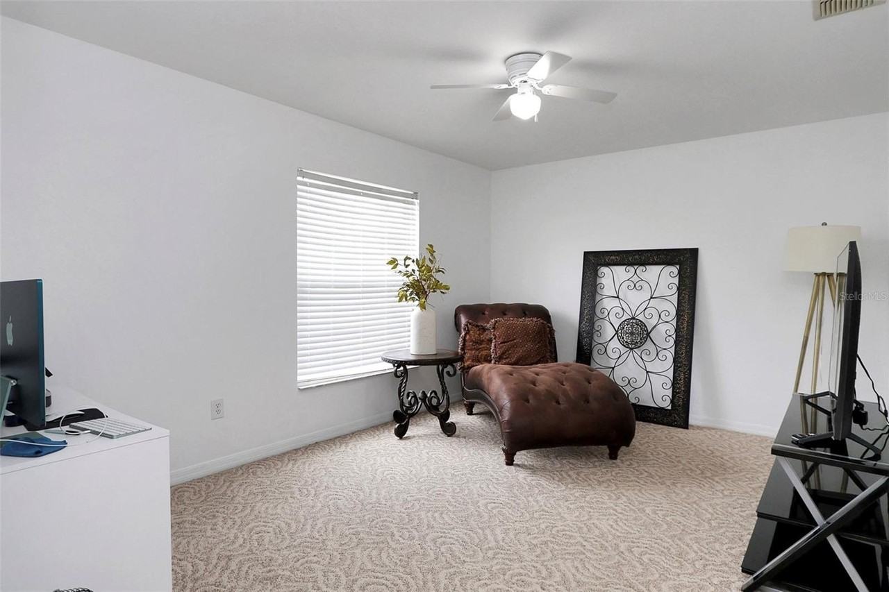 10648 Sw 38th Ave - Photo 7 of 50