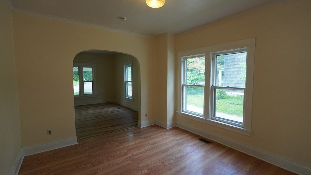 40 E Fayette St #1 - Photo 4 of 17