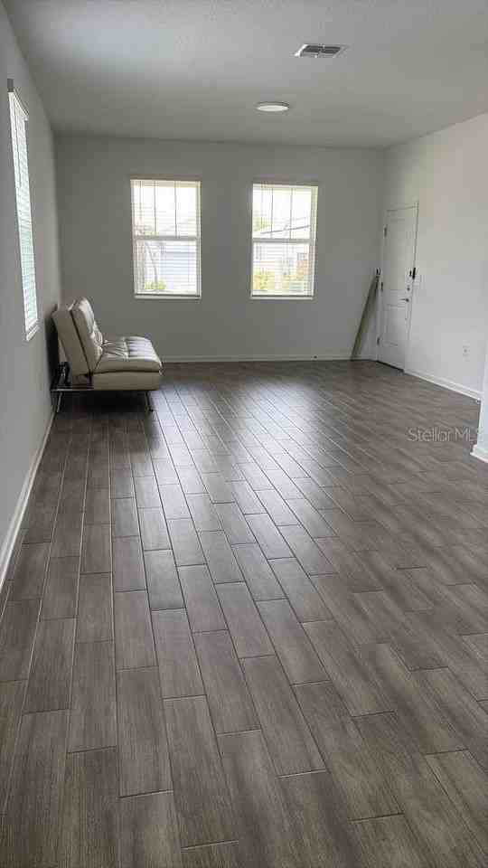6267 Lakepine St - Photo 3 of 12