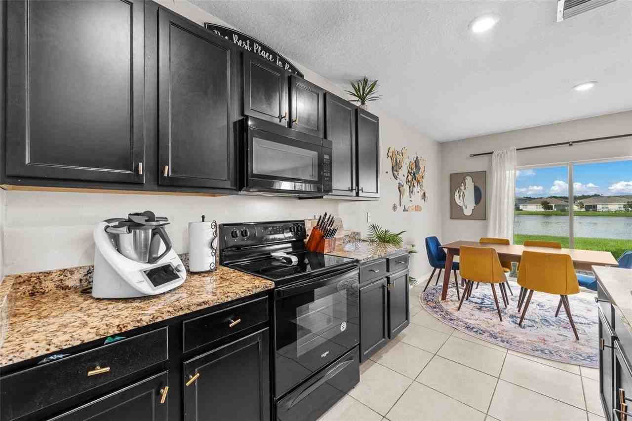 2908 Storybrook Preserve Dr - Photo 5 of 50