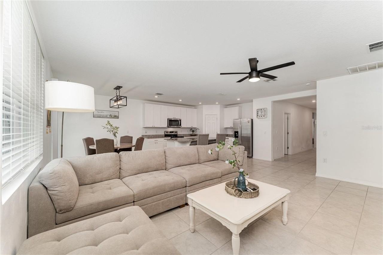 573 Vista Villages Blvd - Photo 6 of 50