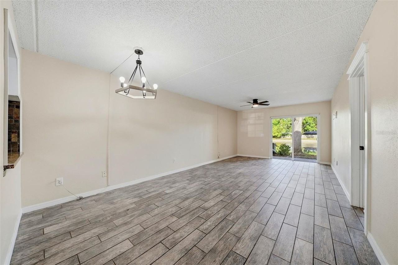 3821 N Oak Dr #J21 - Photo 4 of 28