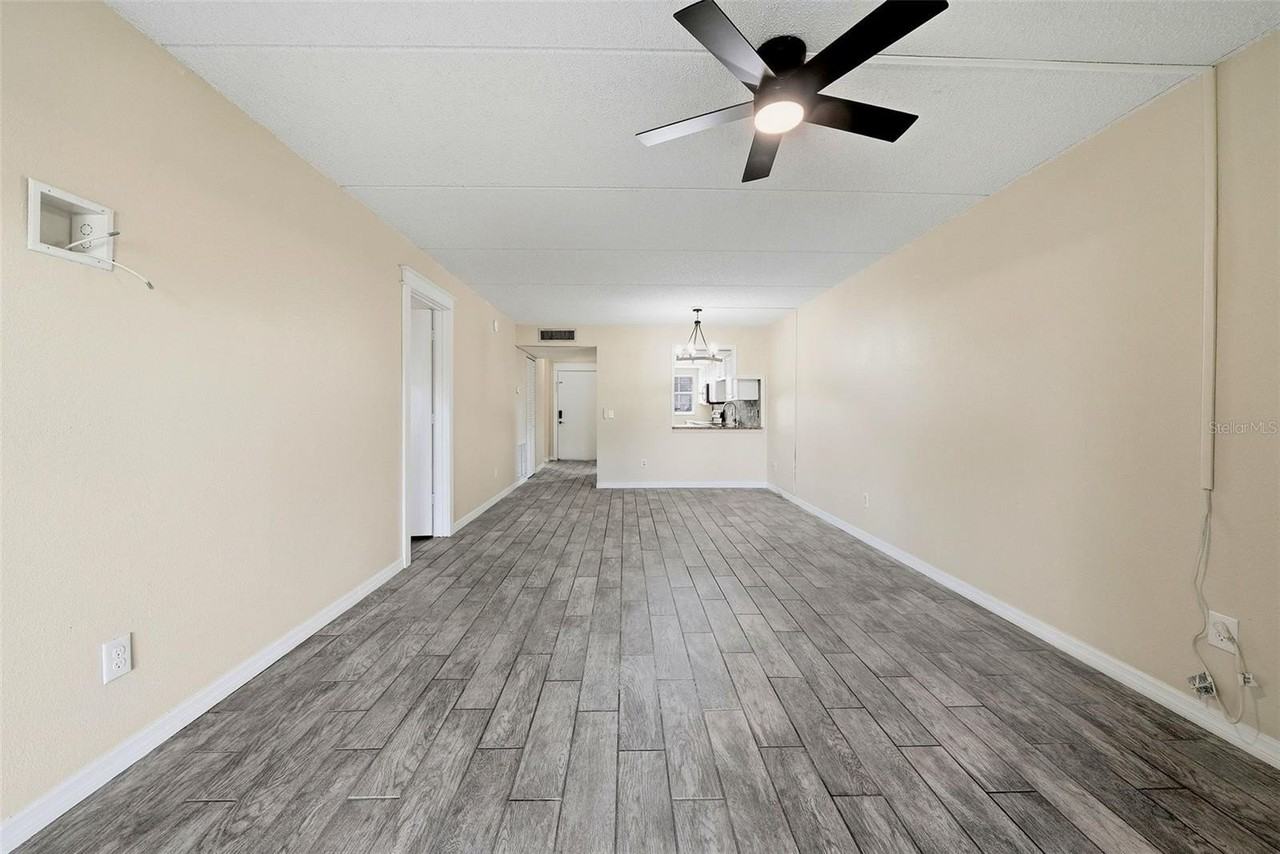3821 N Oak Dr #J21 - Photo 7 of 28