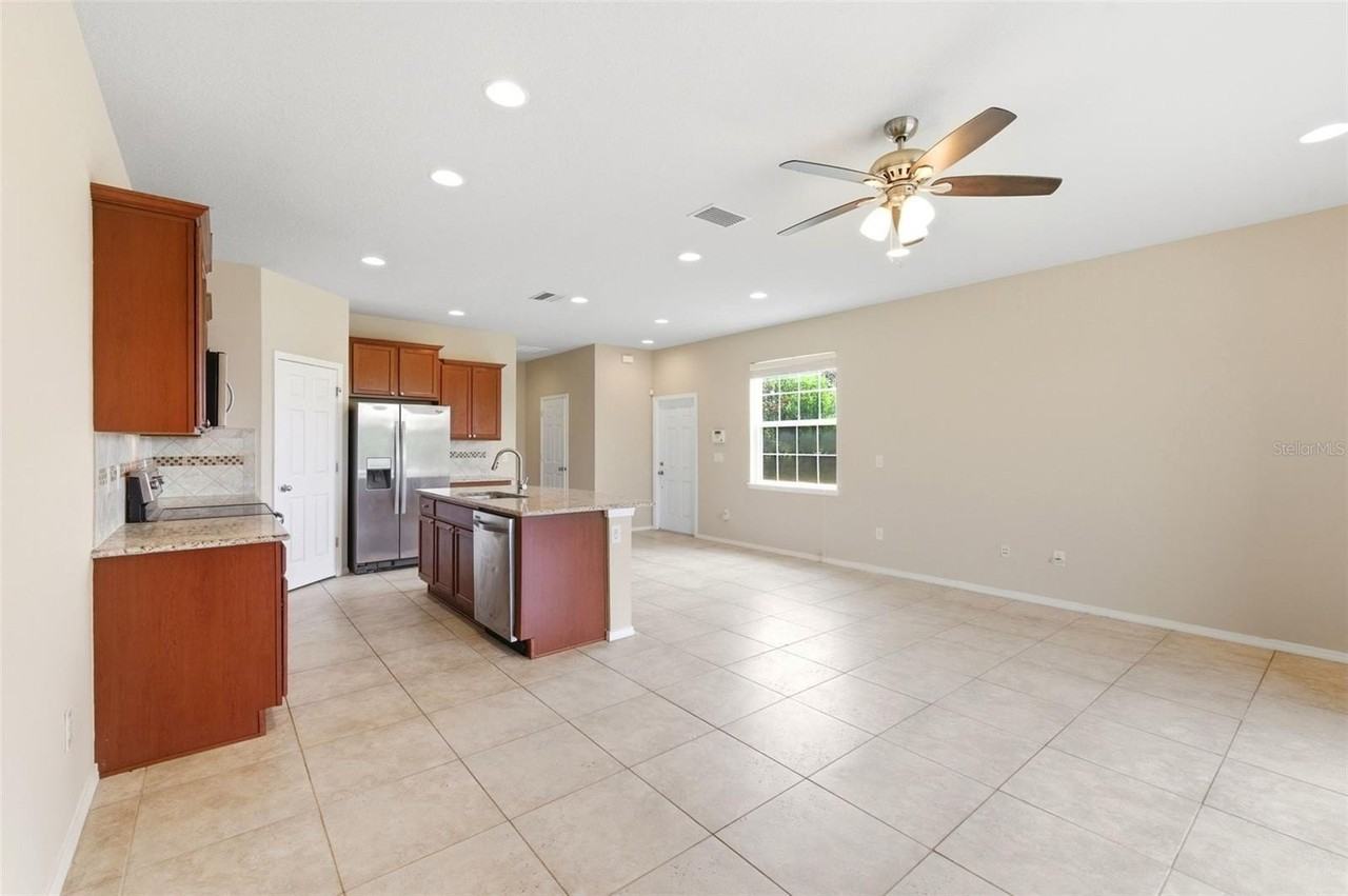 8961 Turnstone Haven Pl - Photo 4 of 19