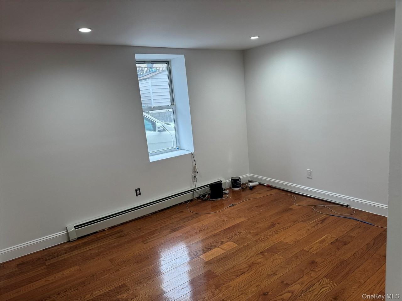2031 Tomlinson Ave #1R - Photo 5 of 14