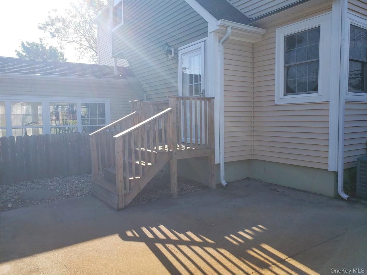 478 Old Farmingdale Rd #B - Photo 4 of 21