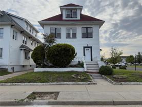 302 W Hudson St - Photo 1 of 1