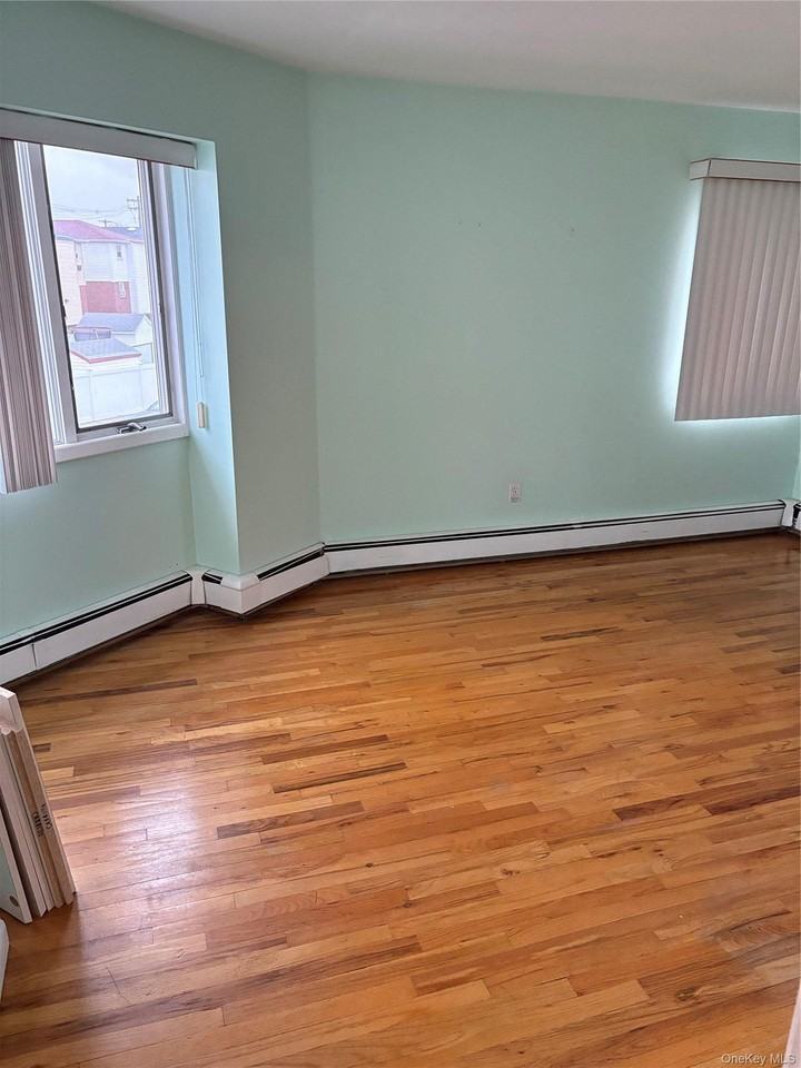 15569 99th St #2ndFL - Photo 2 of 8
