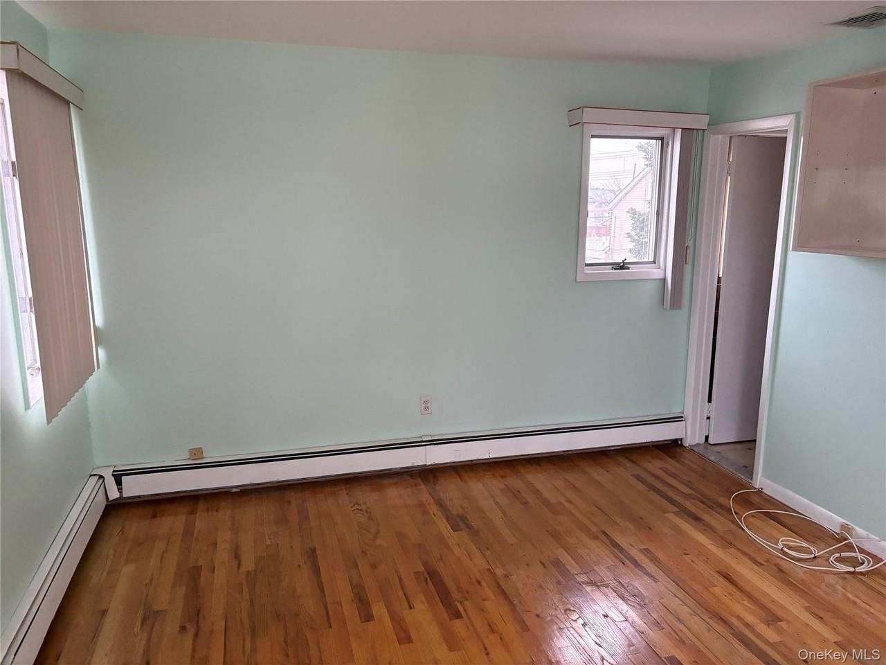 15569 99th St #2ndFL - Photo 3 of 8