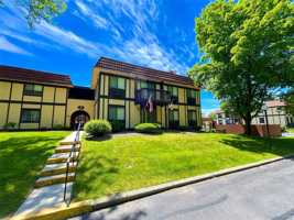 featured image of 5 Loudon Dr #9