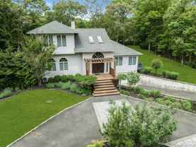 35 Bay Ave W - Photo 1 of 1