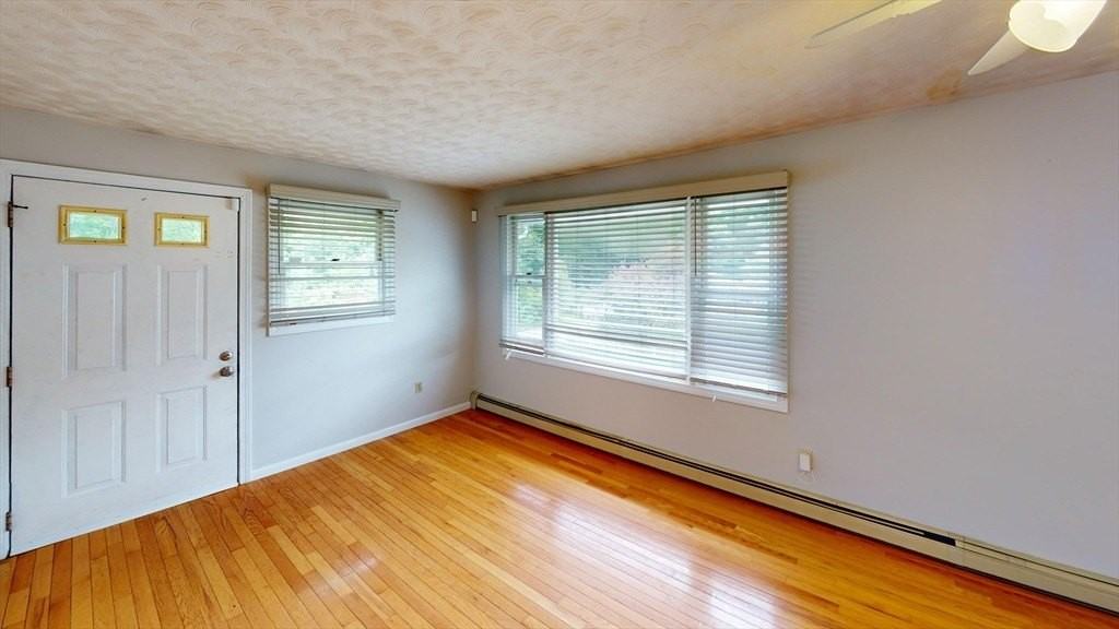 9 Brookdale St #2 - Photo 4 of 12