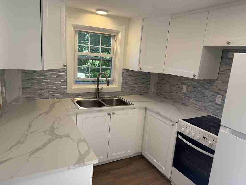 28 Crestview Dr #LHS - Photo 7 of 24